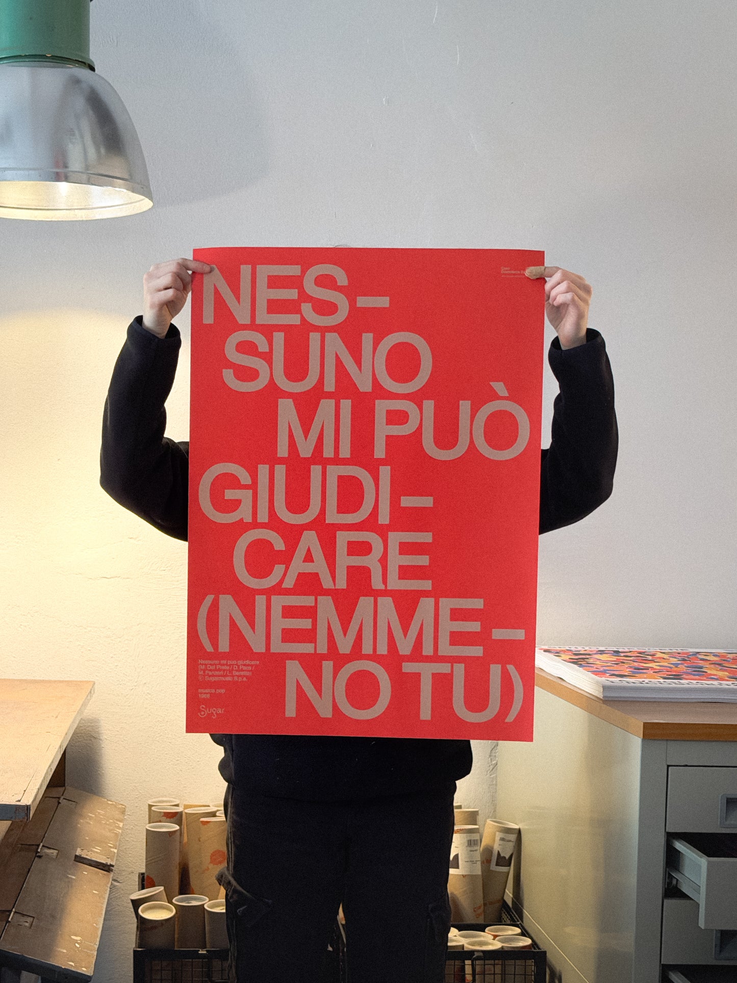 Poster Nessuno mi può giudicare, manifesto omaggio a Caterina Caselli erroneamente stampato nel formato 50x70 cm.